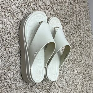 CROCS Off White Sandals Slip-On Comfort